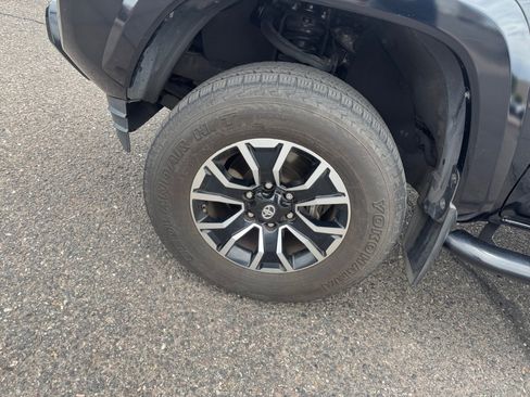 Used 2020 Toyota Tacoma TRD Sport w/ Technology Package RWD image 26