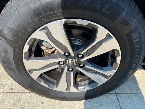 Used 2019 Honda CR-V LX image 7