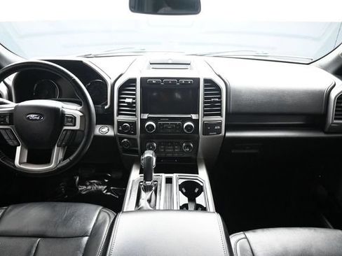 Used 2020 Ford F150 Lariat w/ Equipment Group 502A Luxury AWD/4WD image 18