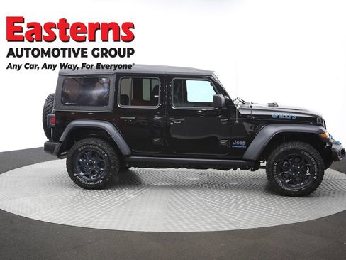 Used 2023 Jeep Wrangler Unlimited w/ Cold Weather Group AWD/4WD image 48