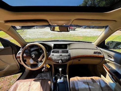 Used 2009 Honda Accord EX-L image 16