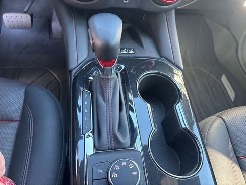 Used 2024 Chevrolet Blazer RS w/ Enhanced Convenience Package image 22