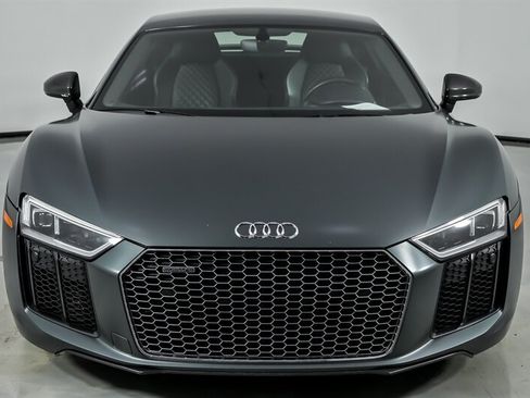 Used 2017 Audi R8 V10 plus AWD/4WD image 5