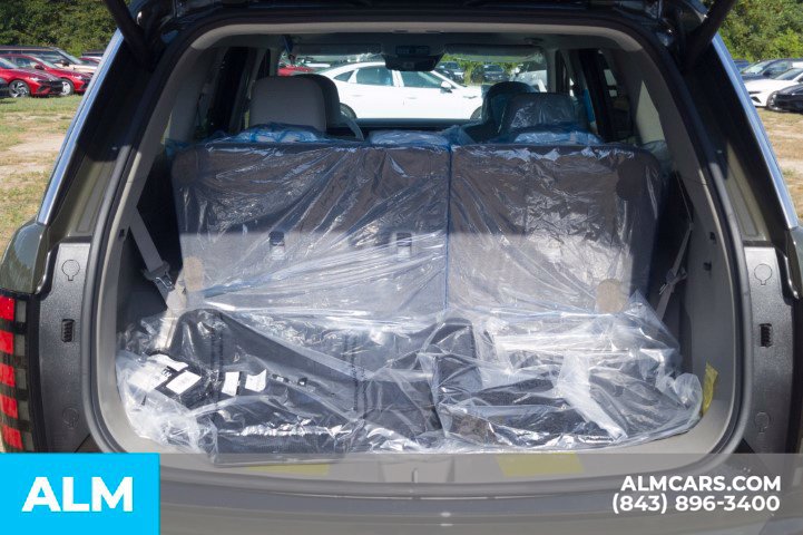 Certified 2026 Hyundai Palisade Limited FWD image 8