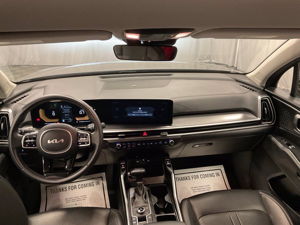 Used 2024 Kia Sorento S AWD/4WD image 7