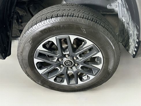 Used 2024 Toyota Tundra Limited w/ Power Package image 11