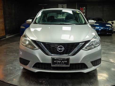 Used 2016 Nissan Sentra S image 3