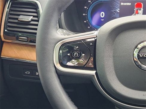 Used 2025 Volvo XC90 T8 Plus w/ Protection Package Premier image 32