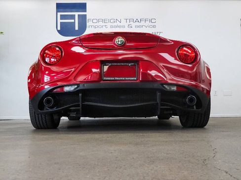 Used 2016 Alfa Romeo 4C Coupe w/ Convenience Group - Coupe RWD image 28