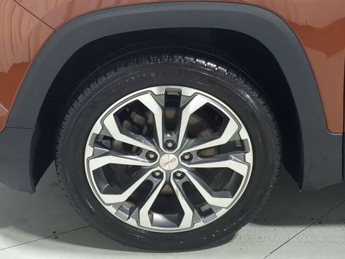 Used 2019 GMC Terrain SLT w/ Preferred Package image 17