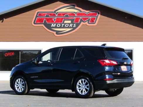 Used 2021 Chevrolet Equinox LS image 6