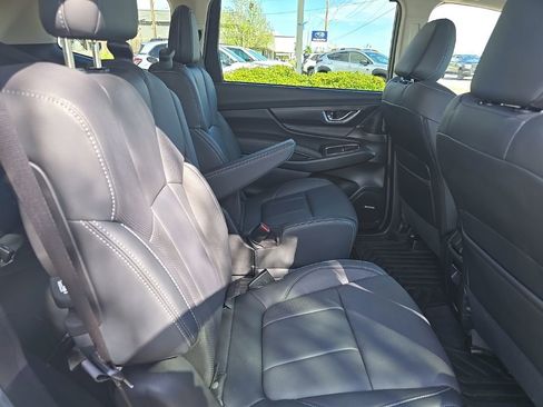 Used 2025 Subaru Ascent Limited w/ Popular Package #2 image 32