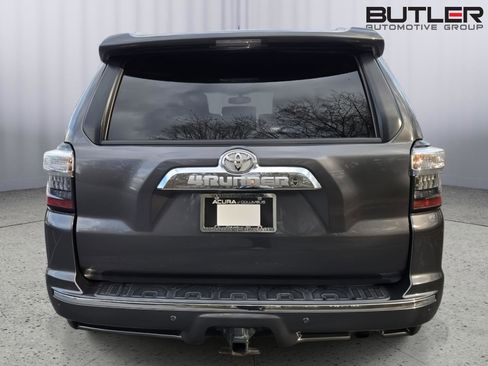 Used 2018 Toyota 4Runner Limited image 6