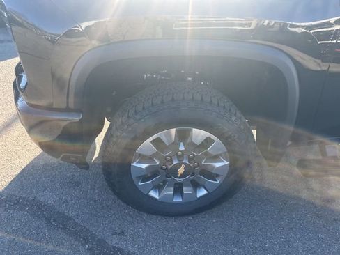 New 2026 Chevrolet Silverado 2500 Custom w/ Custom Value Package image 10