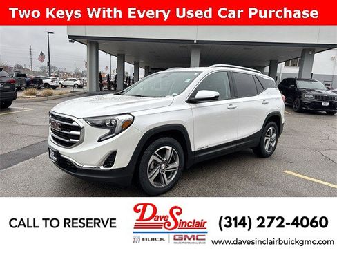 Used 2021 GMC Terrain SLT image 1