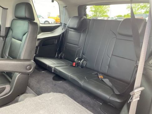 Used 2019 Chevrolet Tahoe LT AWD/4WD image 17