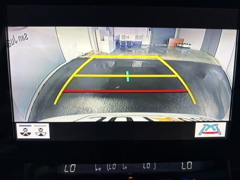 Used 2021 Toyota Sienna XSE image 44