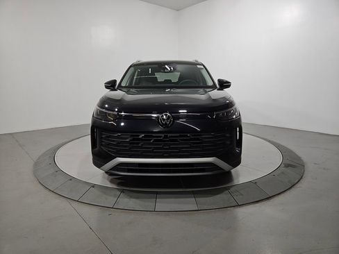 New 2025 Volkswagen Tiguan S image 8