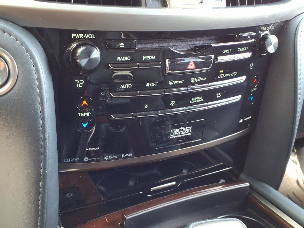 Used 2021 Lexus LX 570 4WD w/ Luxury Package image 25