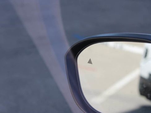 Used 2025 Nissan Kicks SV image 20