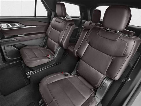 New 2026 Ford Explorer Platinum AWD/4WD image 9