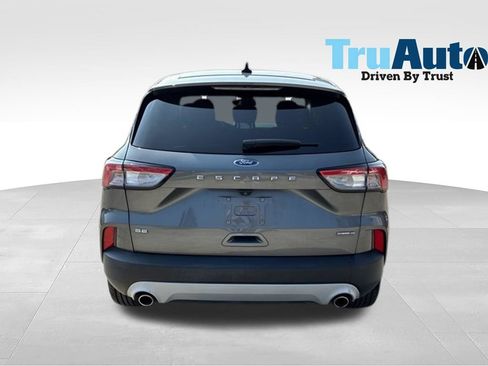 Used 2022 Ford Escape SE AWD/4WD image 6