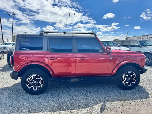 Used 2024 Ford Bronco Outer Banks image 34