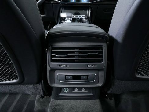 Used 2023 Audi Q8 Premium w/ Convenience Package image 19