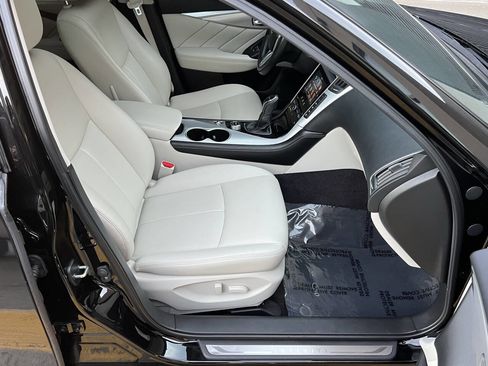 Used 2021 INFINITI Q50 Luxe w/ Cargo Package image 20