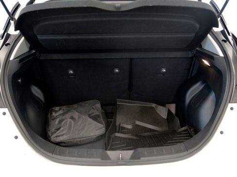 Used 2020 Nissan Leaf SL Plus image 28