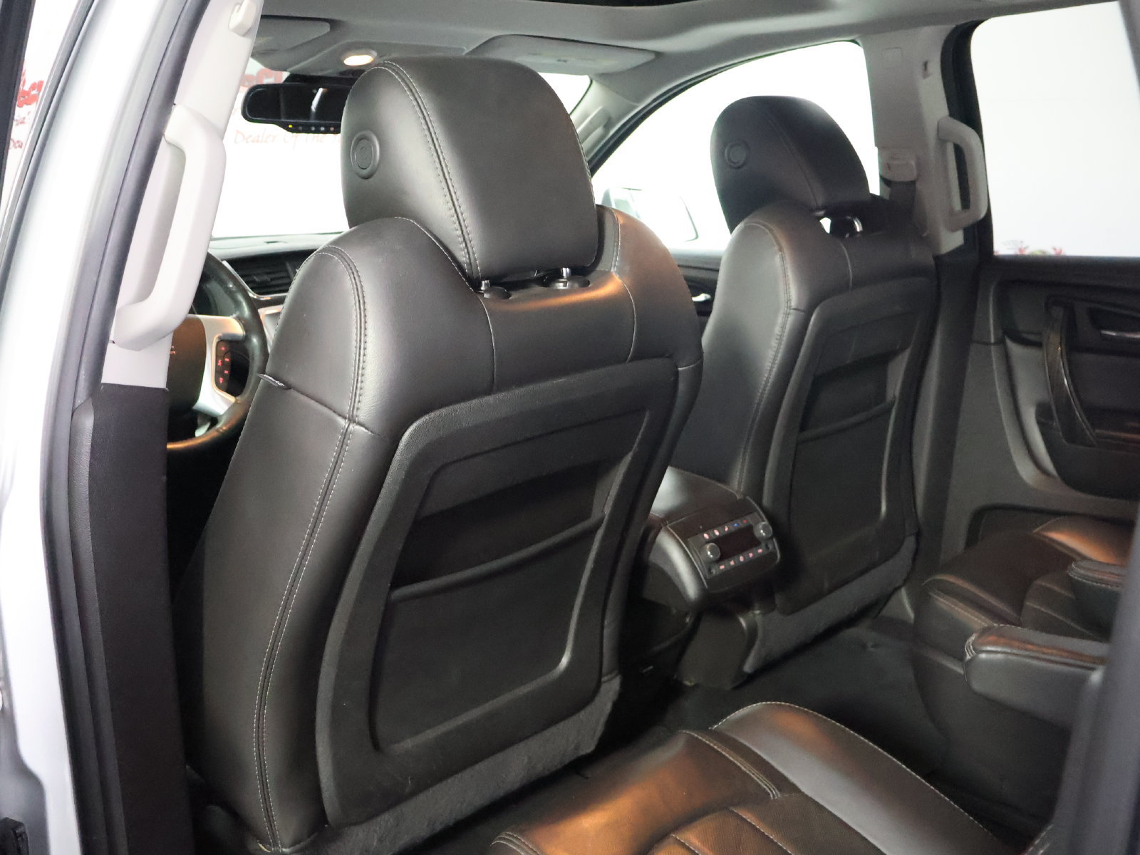 Used 2016 GMC Acadia SLT w/ Open Road Package AWD/4WD image 44