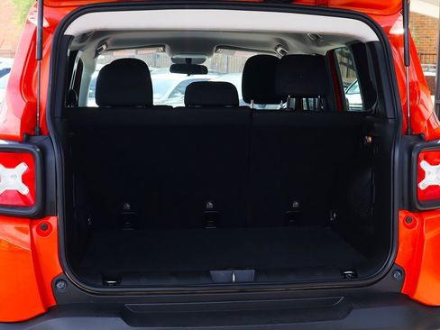 Used 2017 Jeep Renegade Sport w/ Power & Air Group image 24