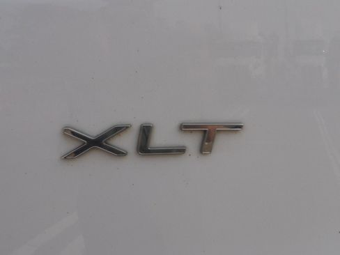 Used 2023 Ford Transit 350 XLT RWD image 29