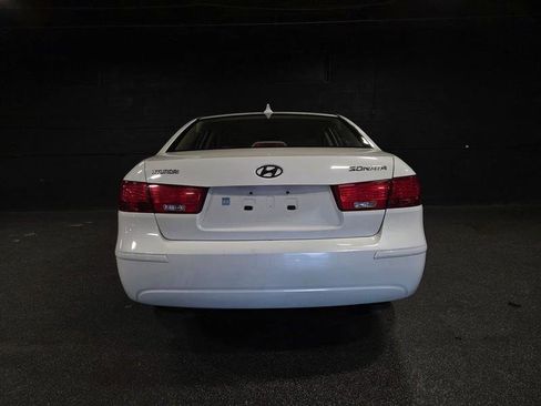 Used 2010 Hyundai Sonata GLS image 4