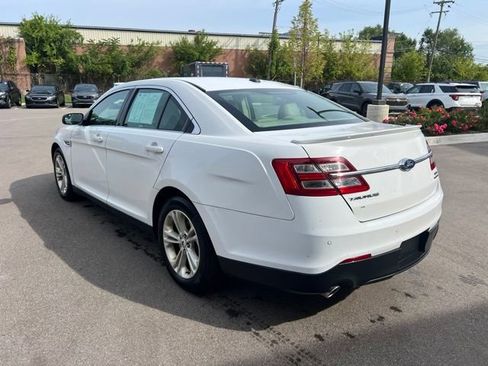 Used 2017 Ford Taurus SEL w/ Equipment Group 201A FWD image 7