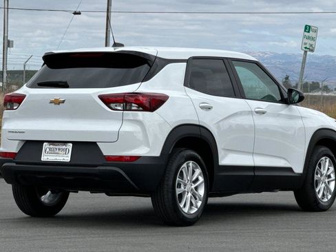 New 2026 Chevrolet TrailBlazer LS w/ LS Convenience Package image 4