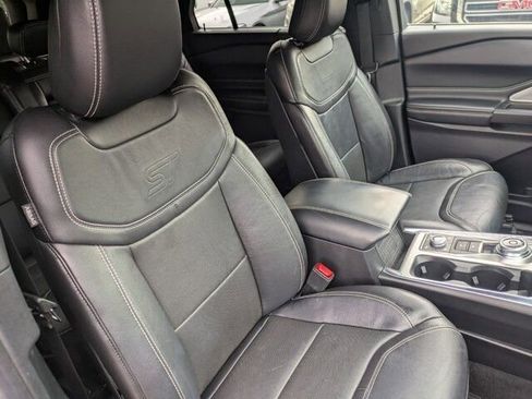 Used 2020 Ford Explorer ST w/ ST High-Performance Pack image 36