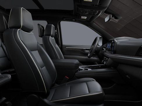 New 2026 Chevrolet Suburban Premier image 32