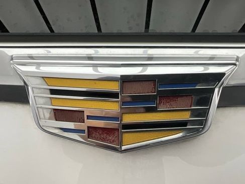 Used 2017 Cadillac Escalade Premium Luxury AWD/4WD image 31