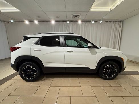 Used 2022 Chevrolet TrailBlazer LT w/ Convenience Package image 6