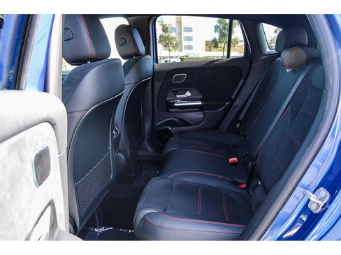 Certified 2025 Mercedes-Benz GLA 250 4MATIC image 18