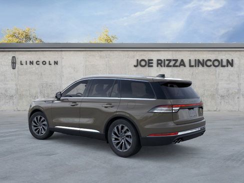 New 2025 Lincoln Aviator Premiere image 4