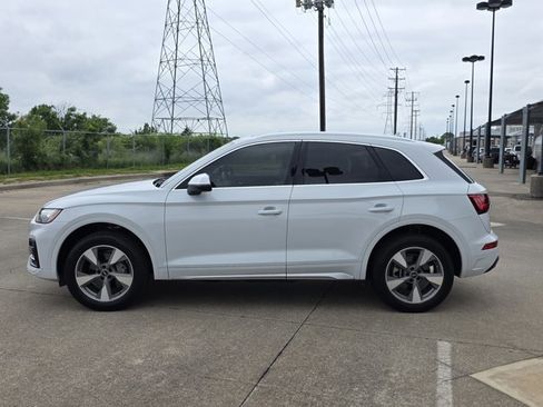 Used 2023 Audi Q5 2.0T Premium Plus w/ Premium Plus Package AWD/4WD image 8
