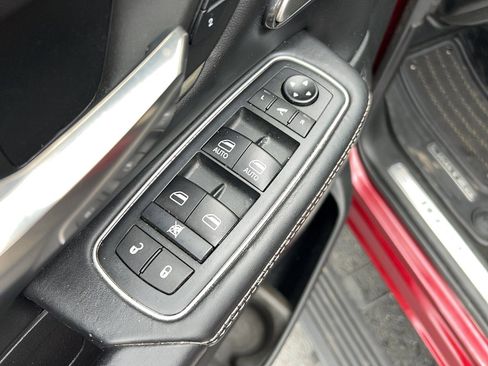 Used 2020 RAM 1500 Limited image 17