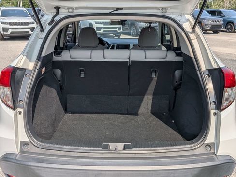 Used 2022 Honda HR-V EX image 30