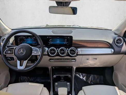 Used 2023 Mercedes-Benz GLB 250 4MATIC image 20