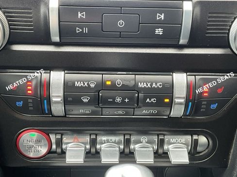 Used 2022 Ford Mustang Premium image 15