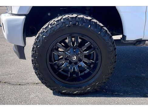 Used 2018 Ford F350 Lariat w/ Lariat Ultimate Package AWD/4WD image 10
