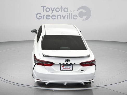 Used 2023 Toyota Camry SE image 12