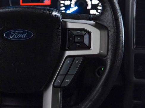 Used 2019 Ford F150 Lariat image 16